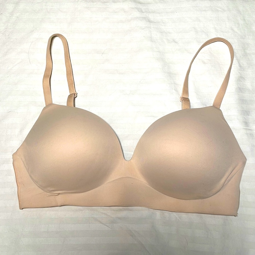 VS Incredible wireless push-up bra